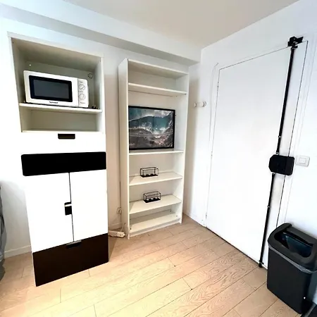 Bright 1 Bedroom First Floor Near Republique 10 פריז