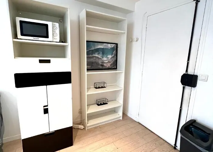 Bright 1 Bedroom First Floor Near Republique 10 פריז