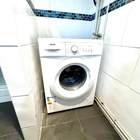 Bright 1 Bedroom First Floor Near Republique 10 Apartamento París